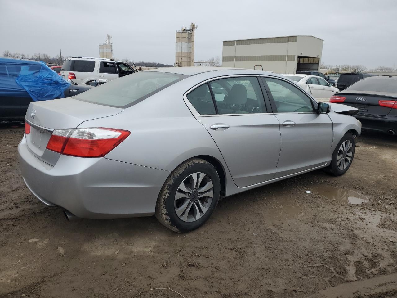 Obraz 3 z 2013 HONDA ACCORD LX 2013 z VIN 1HGCR2F30DA108829