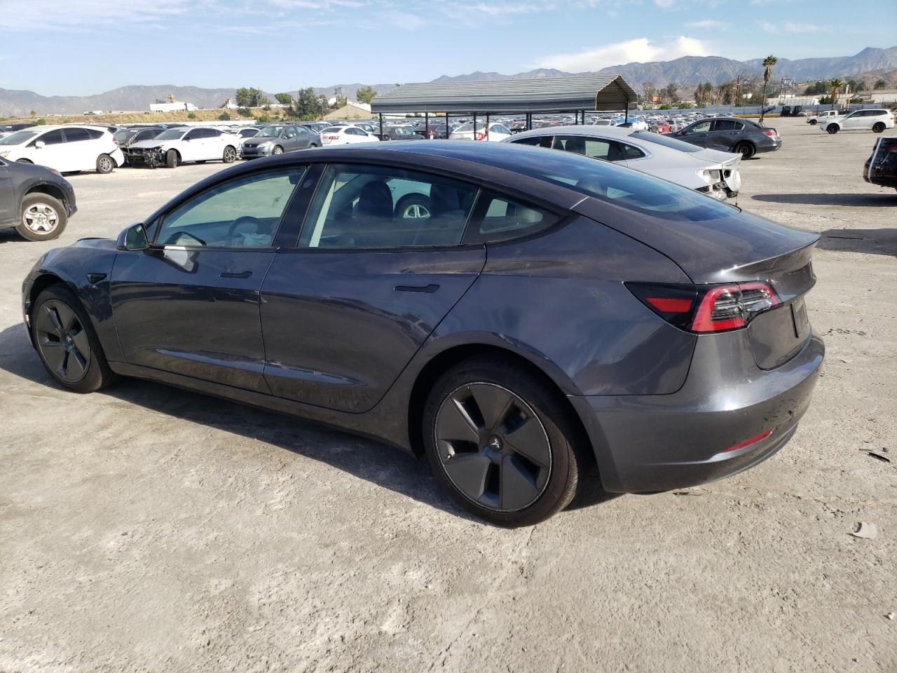 Obraz 2 z 2021 TESLA MODEL 3  2021 z VIN 5YJ3E1EA8MF923260