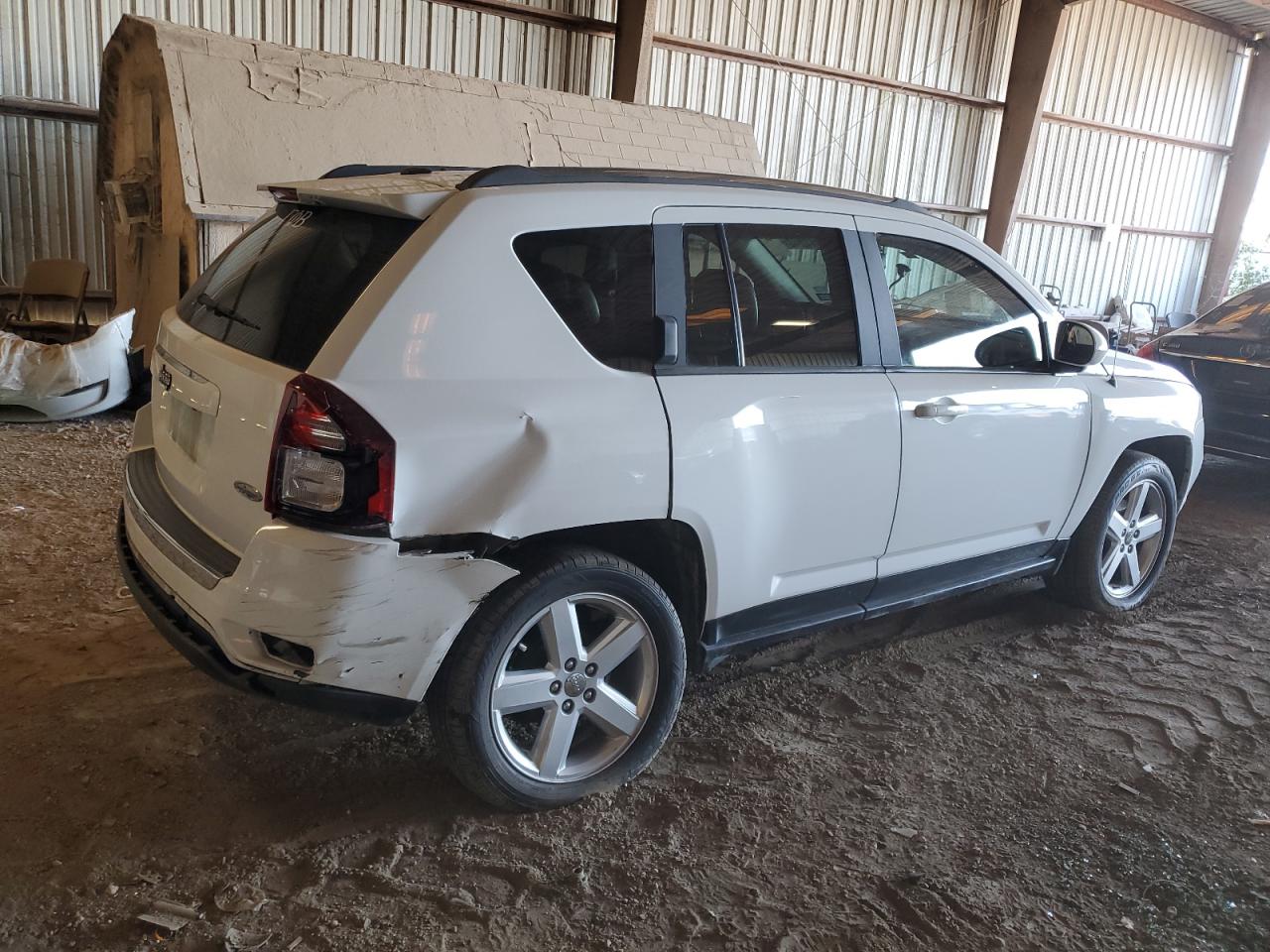 Image 3 of 2014 JEEP COMPASS LATITUDE 2014 with VIN 1C4NJCEA7ED818332