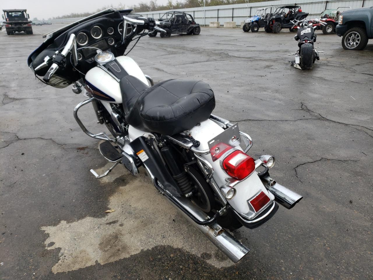 Obraz 3 z 2007 HARLEY-DAVIDSON FLHTCUI  2007 z VIN 1HD1FC4337Y634700
