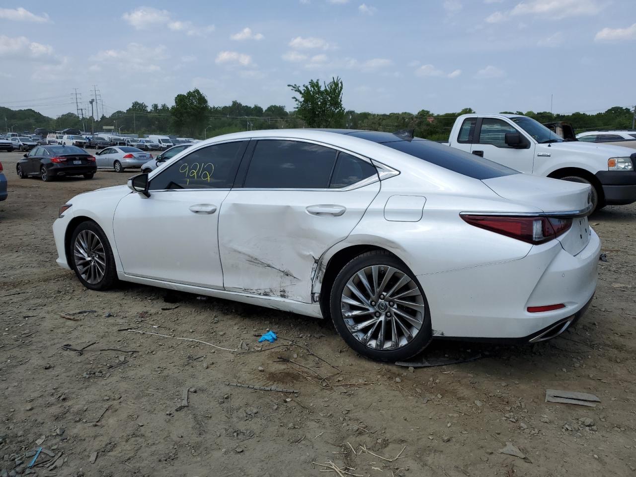 Obraz 2 z 2019 LEXUS ES 350 2019 z VIN 58ABZ1B16KU004239