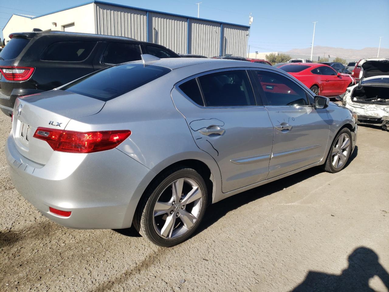 Изображение 3 Acura Ilx 20 2014 с VIN 19VDE1F3XEE013758