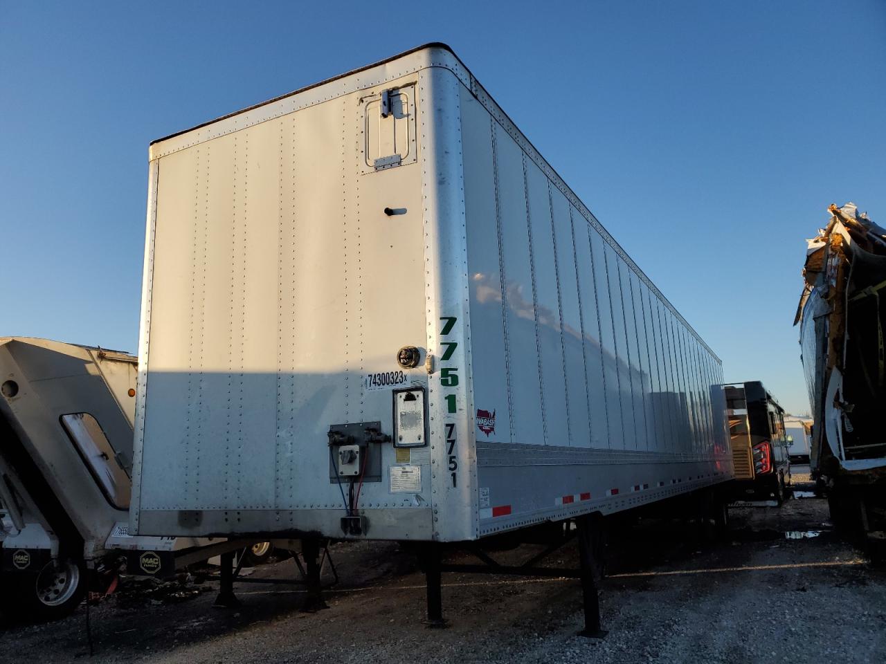 Image 2 of 2018 WABASH                      DRY VAN 2018 with VIN 1JJV532D3JL082029