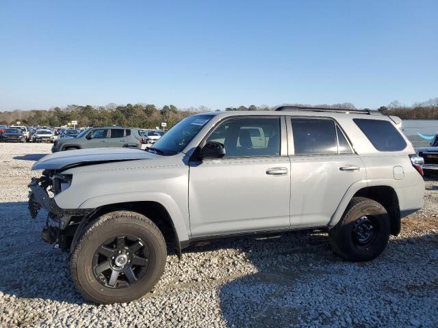 Image 1 of 2021 TOYOTA 4RUNNER SR5 2021 with VIN JTEZU5JR1M5237252