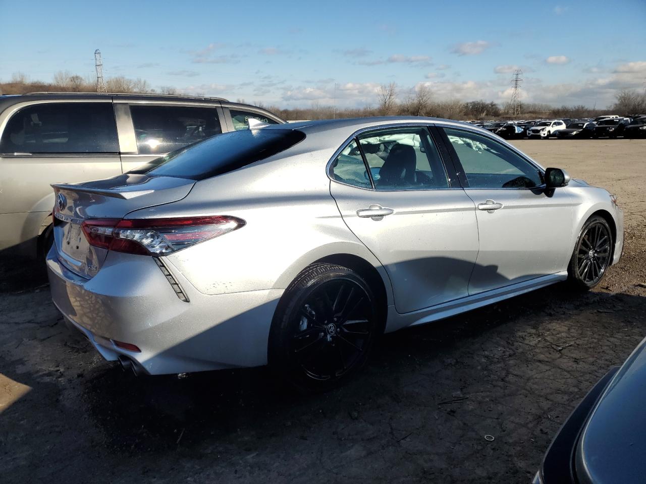 Изображение 3 2023 TOYOTA CAMRY XSE 2023 с VIN 4T1K61AK1PU174056