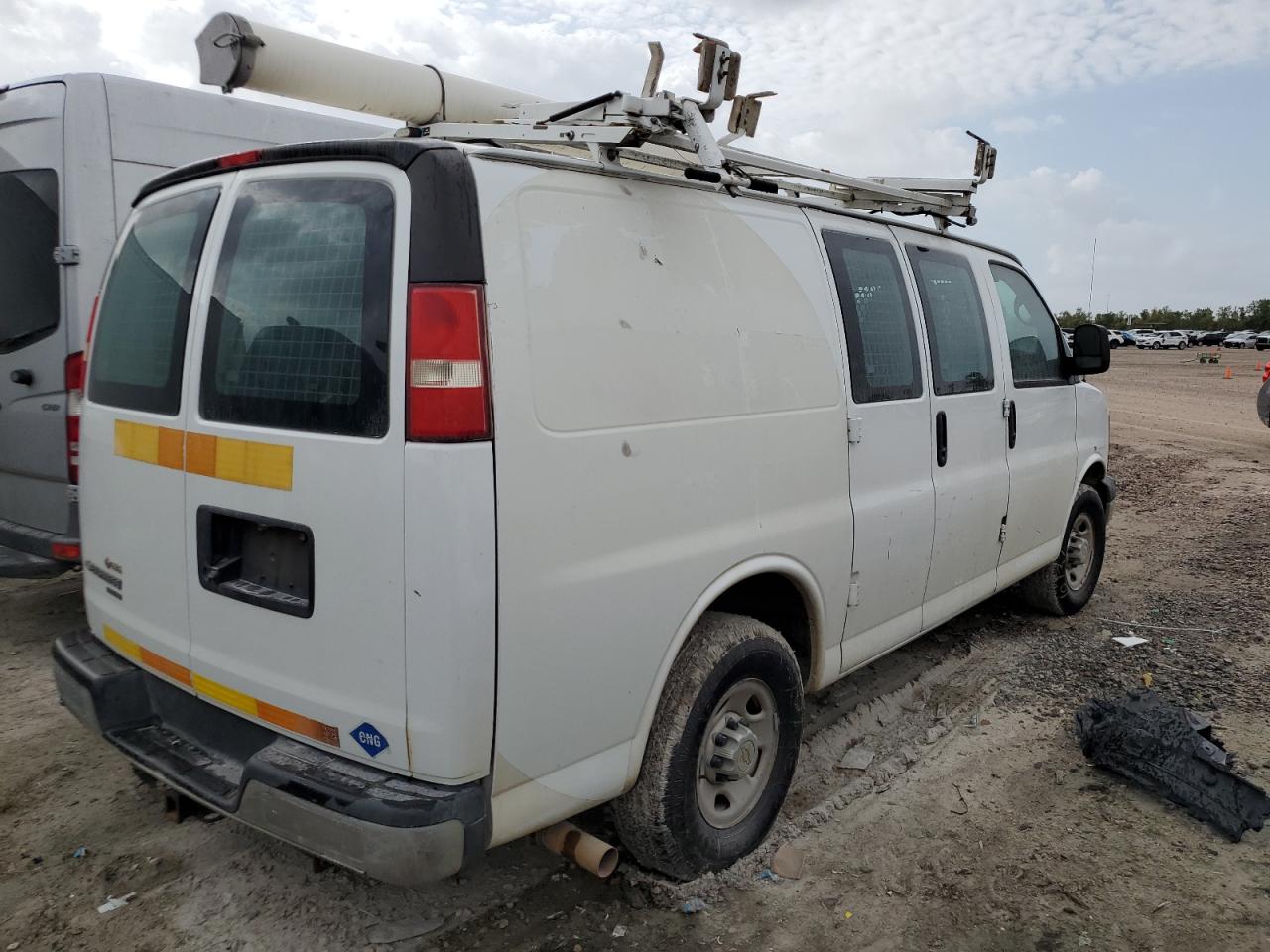 Obraz 3 z 2014 CHEVROLET EXPRESS G2500  2014 z VIN 1GCWGFCB2E1120857