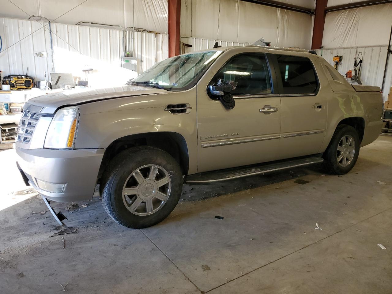 Image 1 of 2008 CADILLAC ESCALADE EXT 2008 with VIN 3GYFK62888G185720