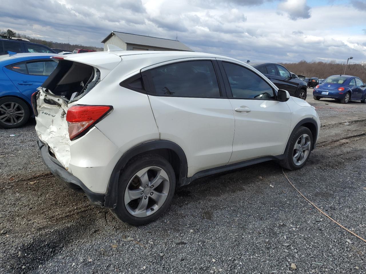 Image 3 of 2017 HONDA HR-V LX 2017 with VIN 3CZRU6H32HM105204