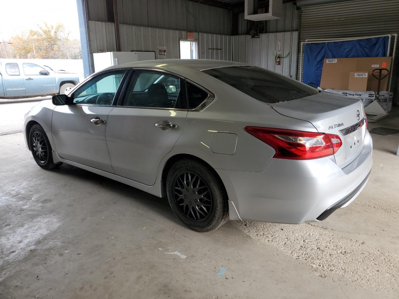 Obraz 2 z 2017 NISSAN ALTIMA 2.5 2017 z VIN 1N4AL3AP1HN360973