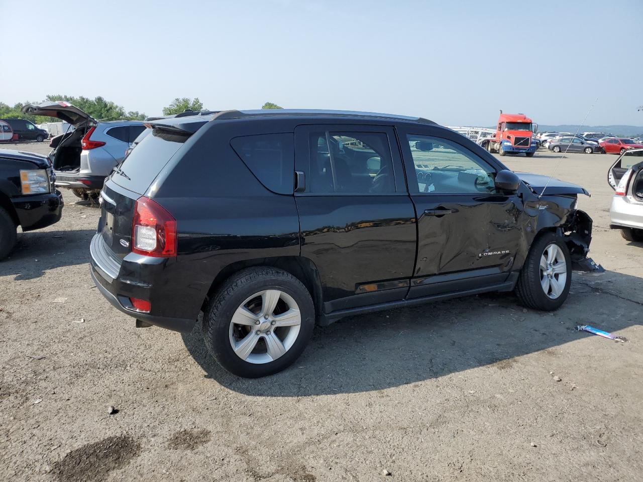 Image 3 of 2015 JEEP COMPASS LATITUDE 2015 with VIN 1C4NJDEB9FD168404