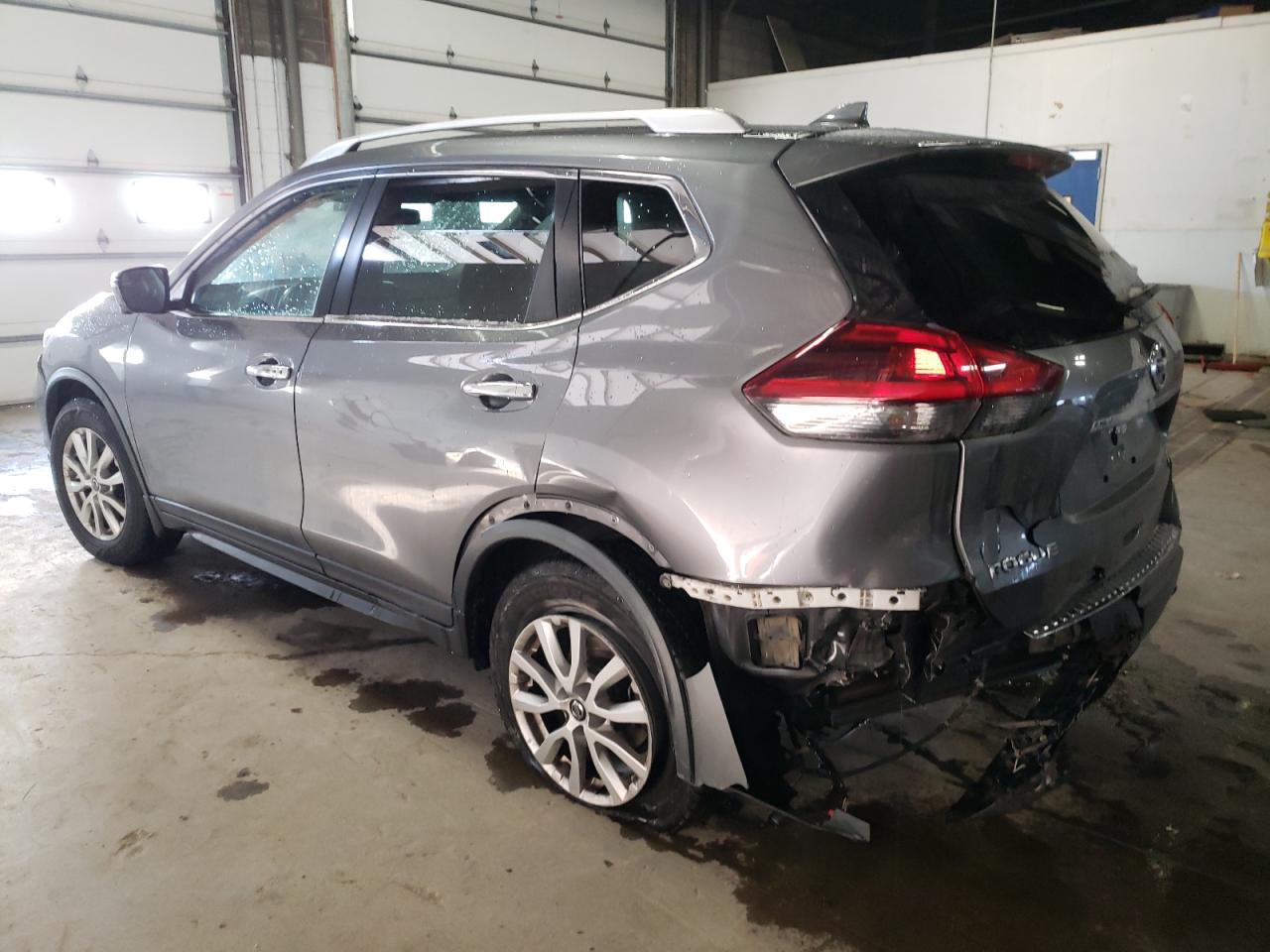 Obraz 2 z 2018 NISSAN ROGUE S 2018 z VIN KNMAT2MV7JP556702