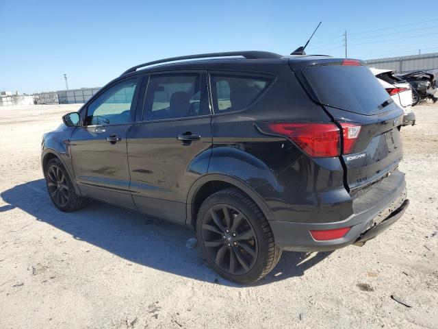 Image 2 of 2019 FORD ESCAPE SE 2019 with VIN 1FMCU0GD1KUB10007