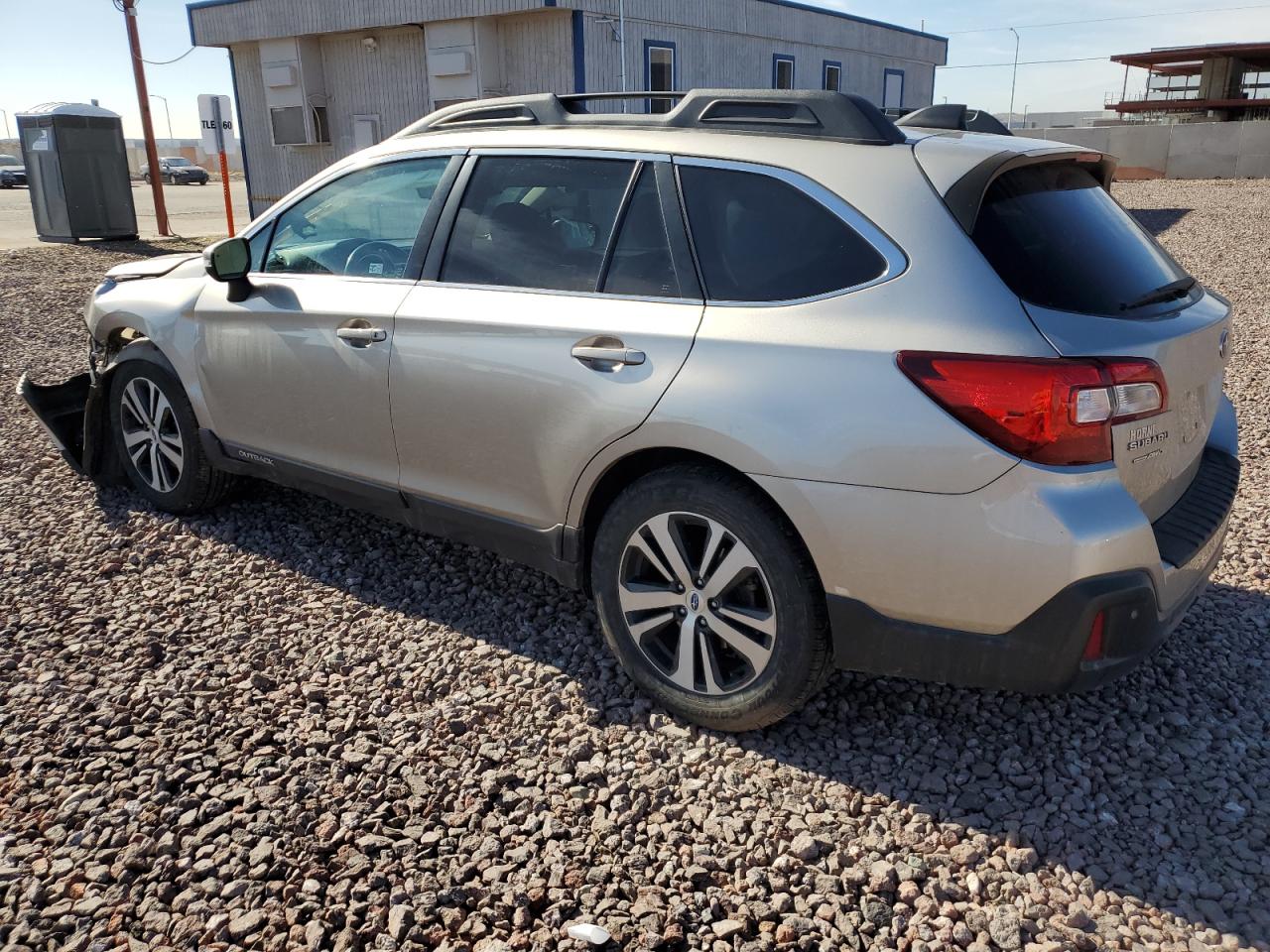 Image 2 of 2018 SUBARU OUTBACK 2.5I LIMITED 2018 with VIN 4S4BSANCXJ3310857