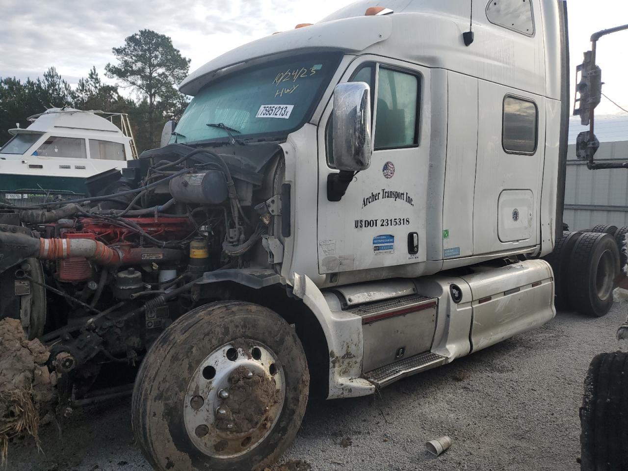 Image 2 of 2013 PETERBILT 587  2013 with VIN 1XP4D49X1DD180129