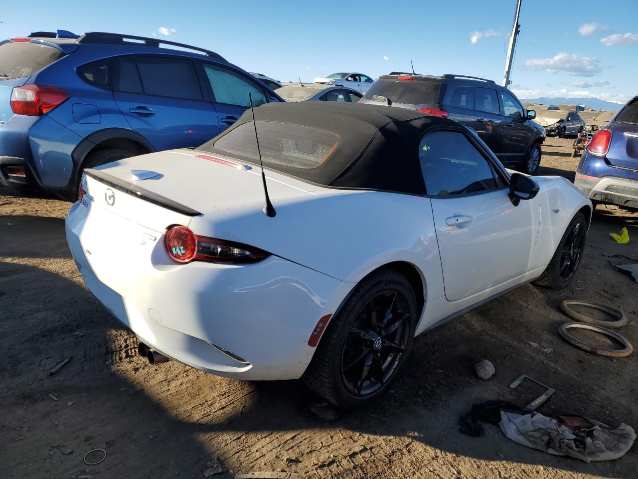 Изображение 3 2021 MAZDA MX-5 MIATA CLUB 2021 с VIN JM1NDAC78M0452230