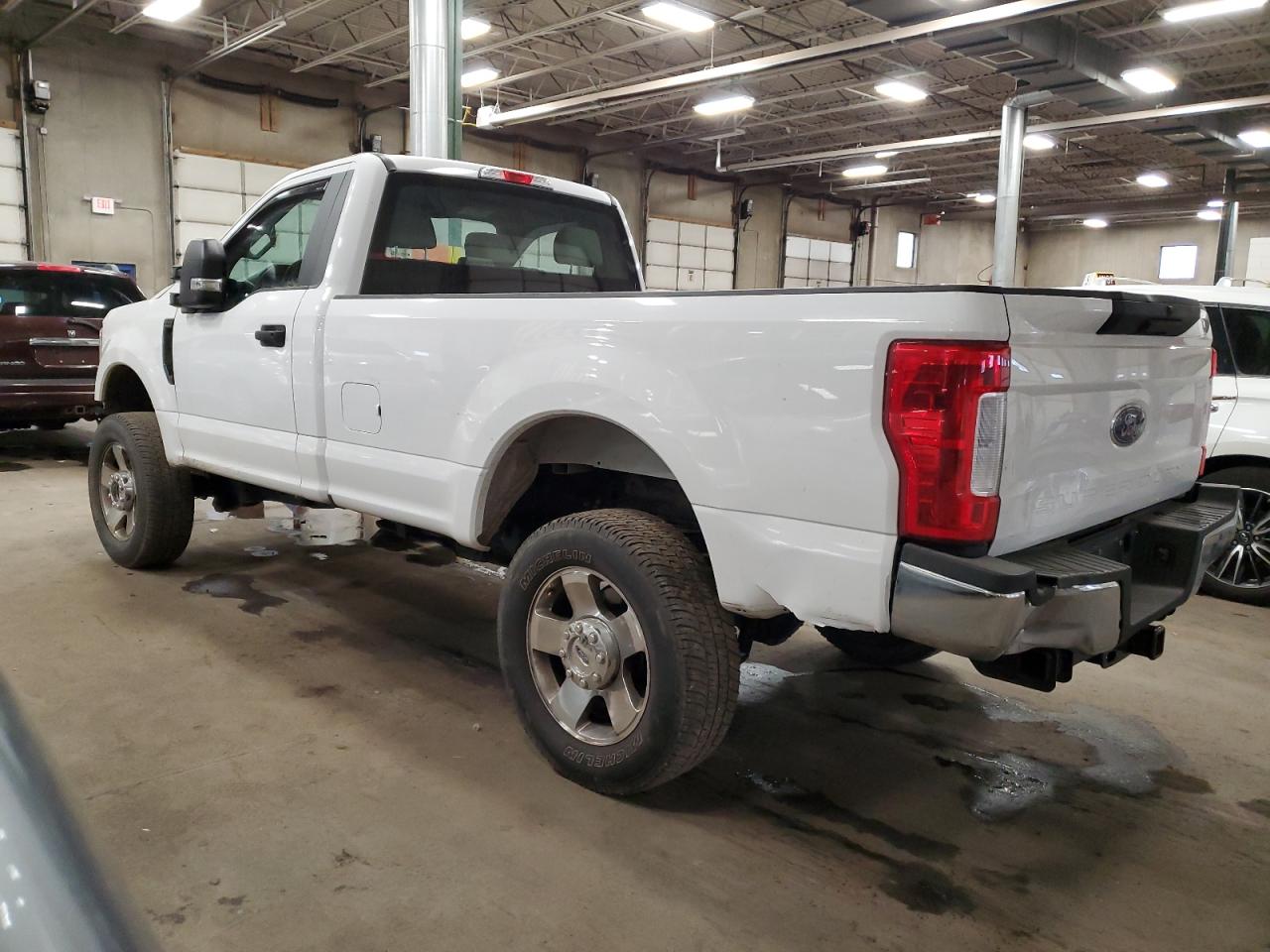 Изображение 2 2019 FORD F350 SUPER DUTY 2019 с VIN 1FTRF3B69KEG43400