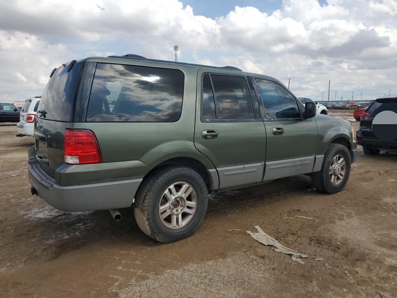 Image 3 of 2003 FORD EXPEDITION XLT 2003 with VIN 1FMRU15W13LA73844