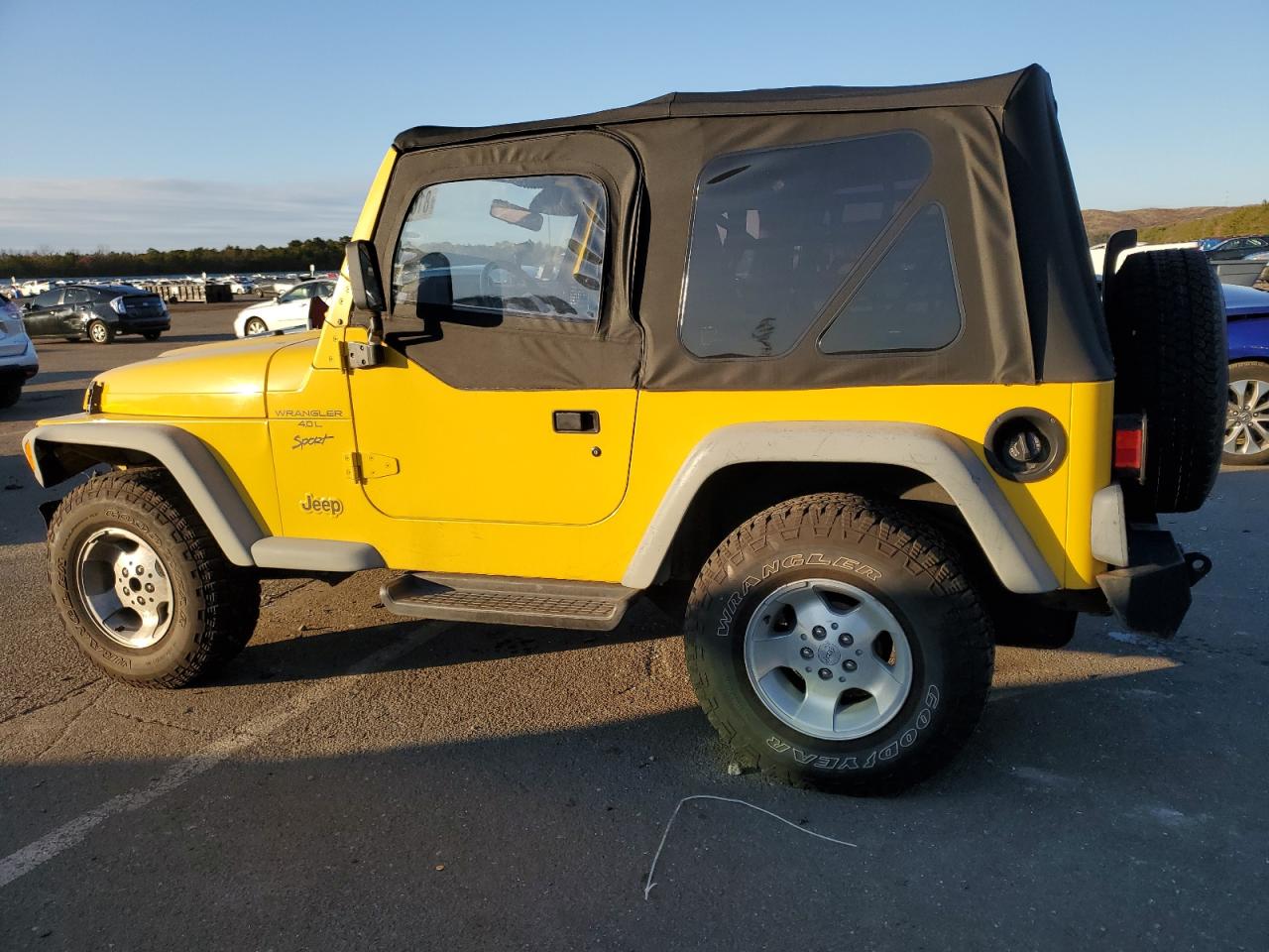 Изображение 2 2000 JEEP WRANGLER / TJ SPORT 2000 с VIN 1J4FA49SXYP787586