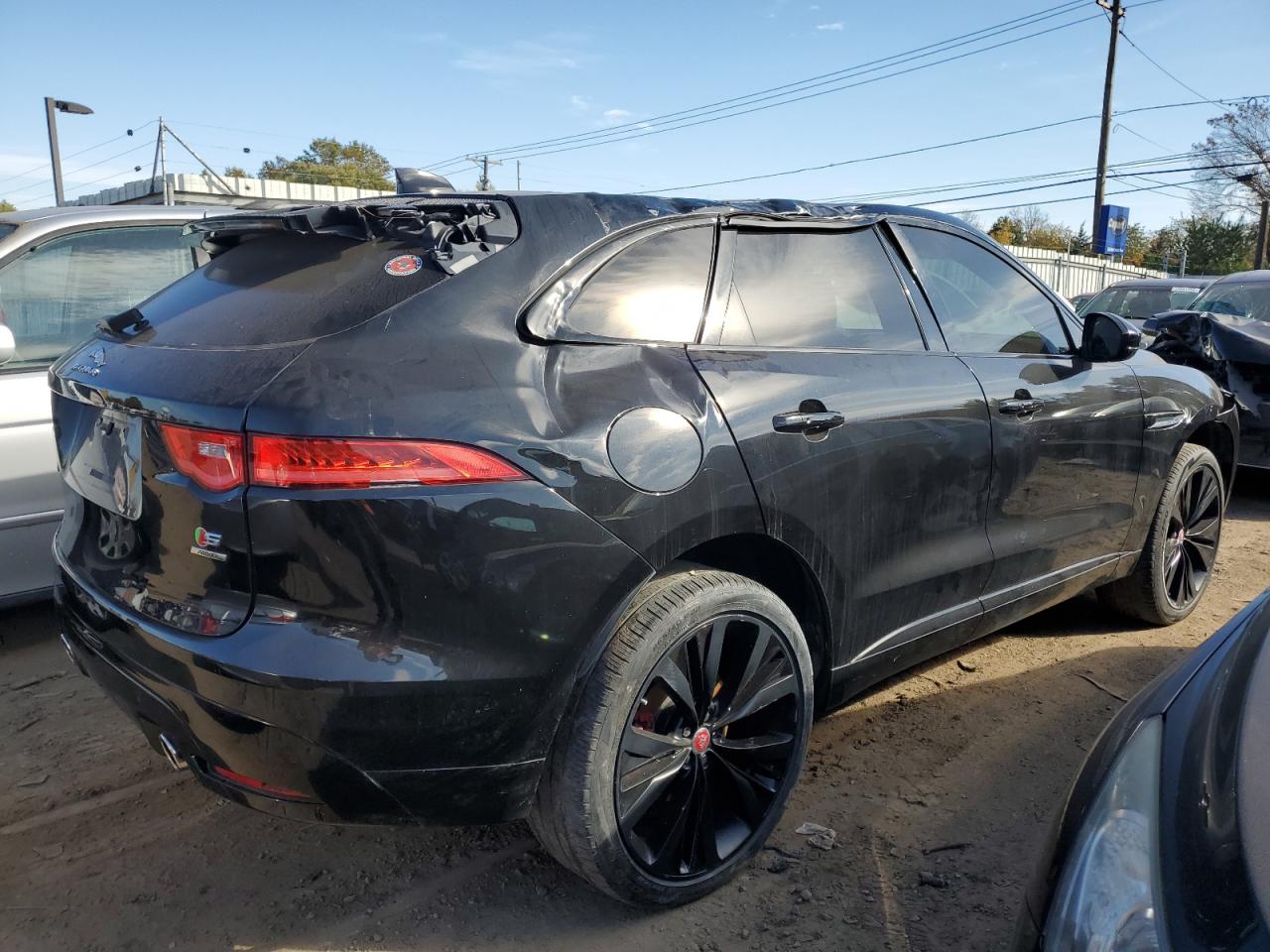 Image 3 of Jaguar F-Pace S 2017 with VIN SADCM2BV5HA089158