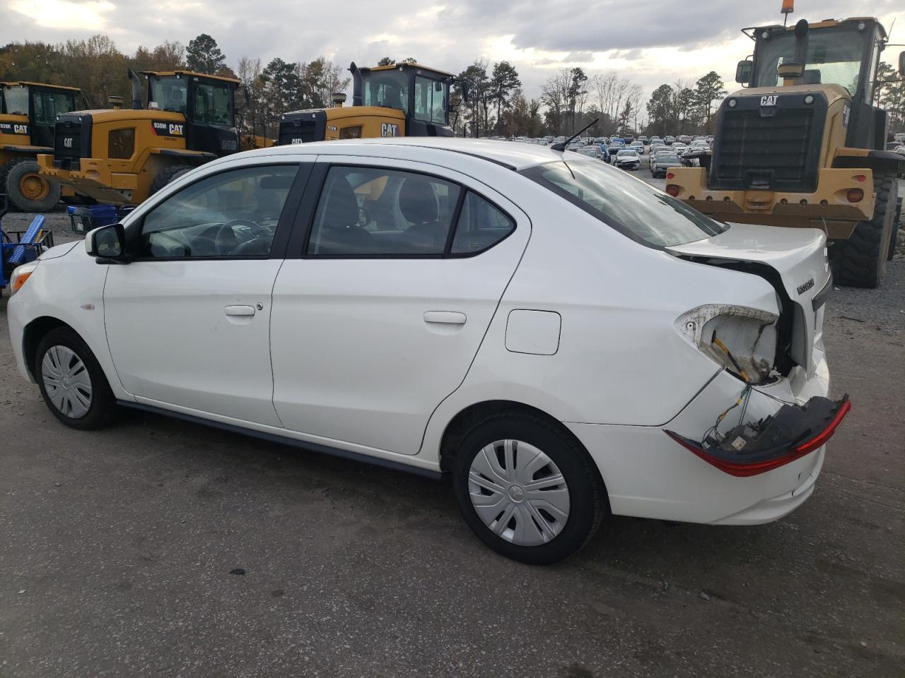Изображение 2 2019 MITSUBISHI MIRAGE G4 ES 2019 с VIN ML32F3FJ4KHF06790