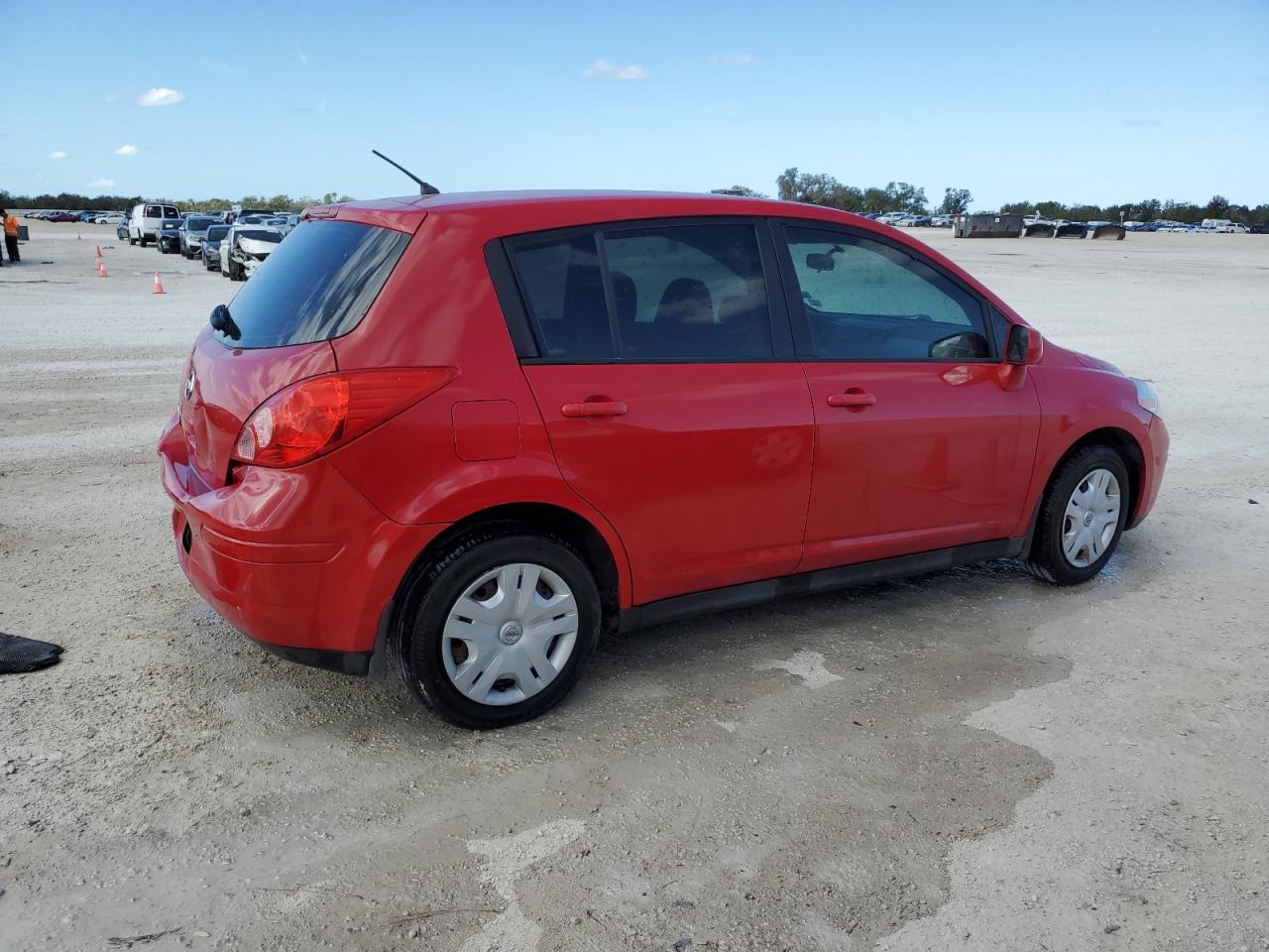 Изображение 3 2011 NISSAN VERSA S 2011 с VIN 3N1BC1CP1BL393367