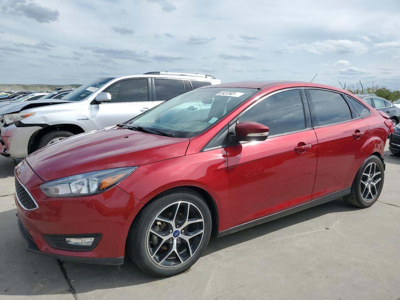 Image 1 of 2017 FORD FOCUS SEL 2017 with VIN 1FADP3H25HL257868