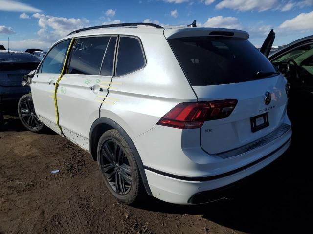 Изображение 2 2022 VOLKSWAGEN TIGUAN SE R-LINE BLACK 2022 с VIN 3VV8B7AX4NM133495