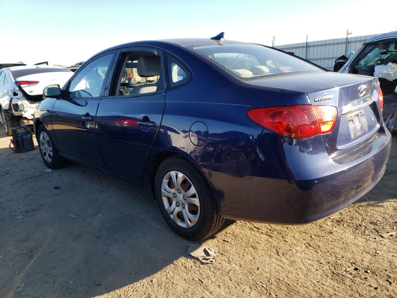 Image 2 of 2010 HYUNDAI ELANTRA BLUE 2010 with VIN KMHDU4AD7AU141118