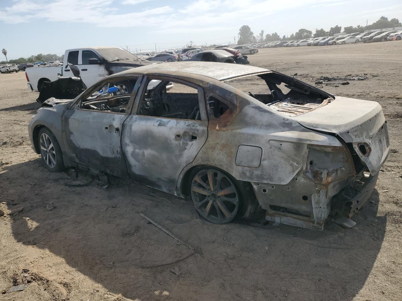 Image 2 of 2017 NISSAN ALTIMA 2.5 2017 with VIN 1N4AL3AP0HC184316