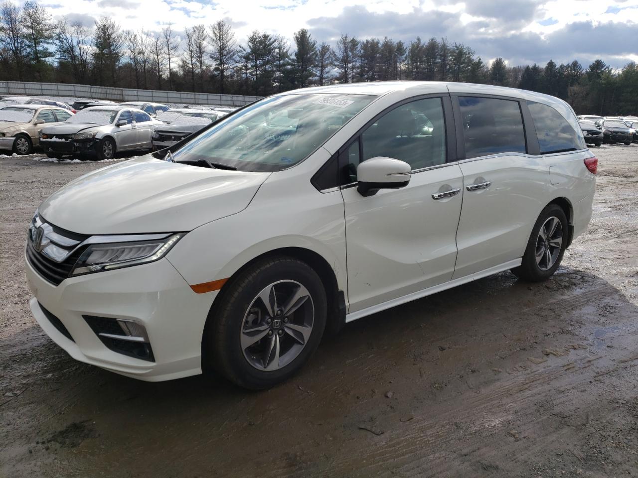 Image 1 of 2018 HONDA ODYSSEY TOURING 2018 with VIN 5FNRL6H88JB045685
