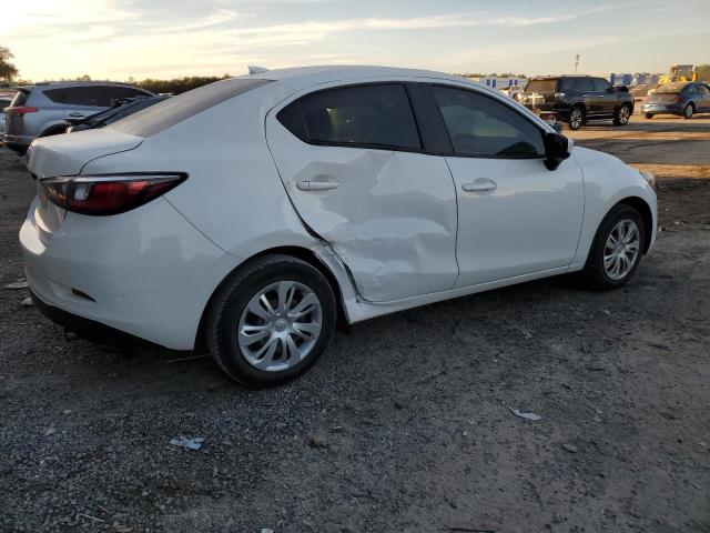 Image 3 of 2019 TOYOTA YARIS L 2019 with VIN 3MYDLBYV6KY504342