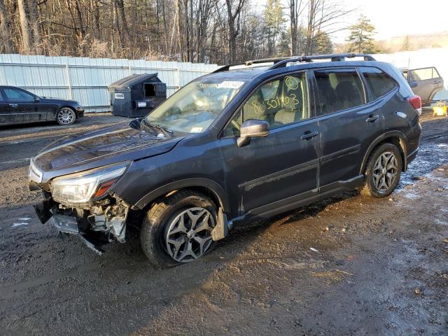 Image 1 of 2019 SUBARU FORESTER PREMIUM 2019 with VIN JF2SKAGC9KH546536