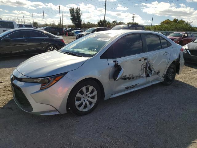Image 1 of 2020 TOYOTA COROLLA LE 2020 with VIN 5YFEPRAE2LP009681