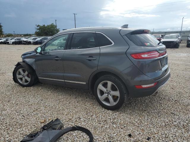 Obraz 2 z 2017 LINCOLN MKC PREMIERE 2017 z VIN 5LMCJ1C98HUL19654