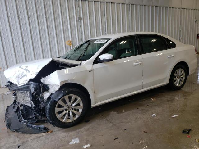 Obraz 1 z 2015 VOLKSWAGEN PASSAT S 2015 z VIN 1VWAS7A32FC065954