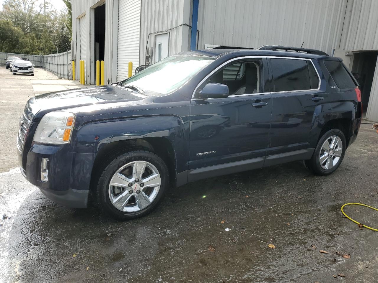 Изображение 1 2015 GMC TERRAIN SLE 2015 с VIN 2GKALREK9F6175460