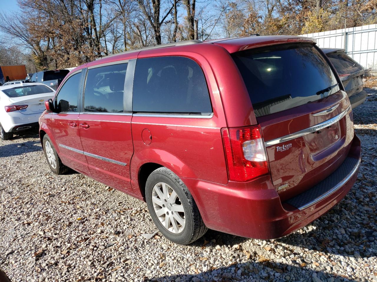 Изображение 2 2015 CHRYSLER TOWN & COUNTRY TOURING 2015 с VIN 2C4RC1BGXFR588583