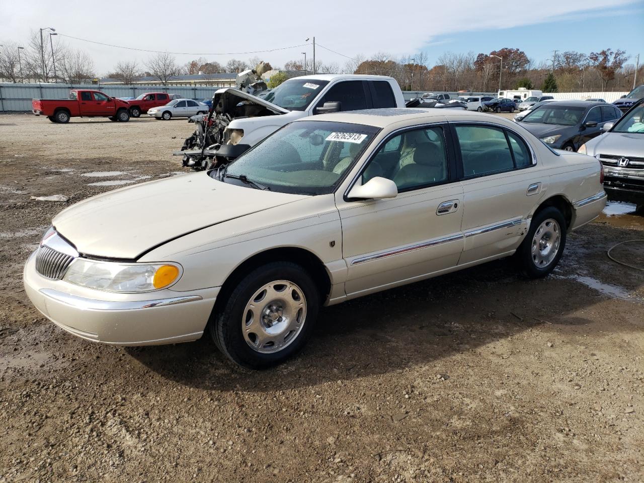 Image 1 of 2002 LINCOLN CONTINENTAL  2002 with VIN 1LNHM97V72Y696076