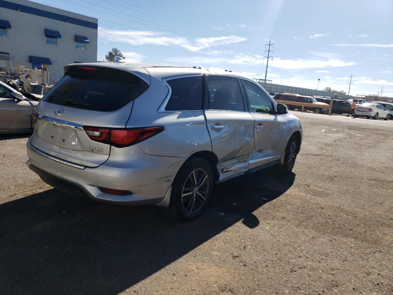 Image 3 of 2018 INFINITI QX60  2018 with VIN 5N1DL0MN9JC520840