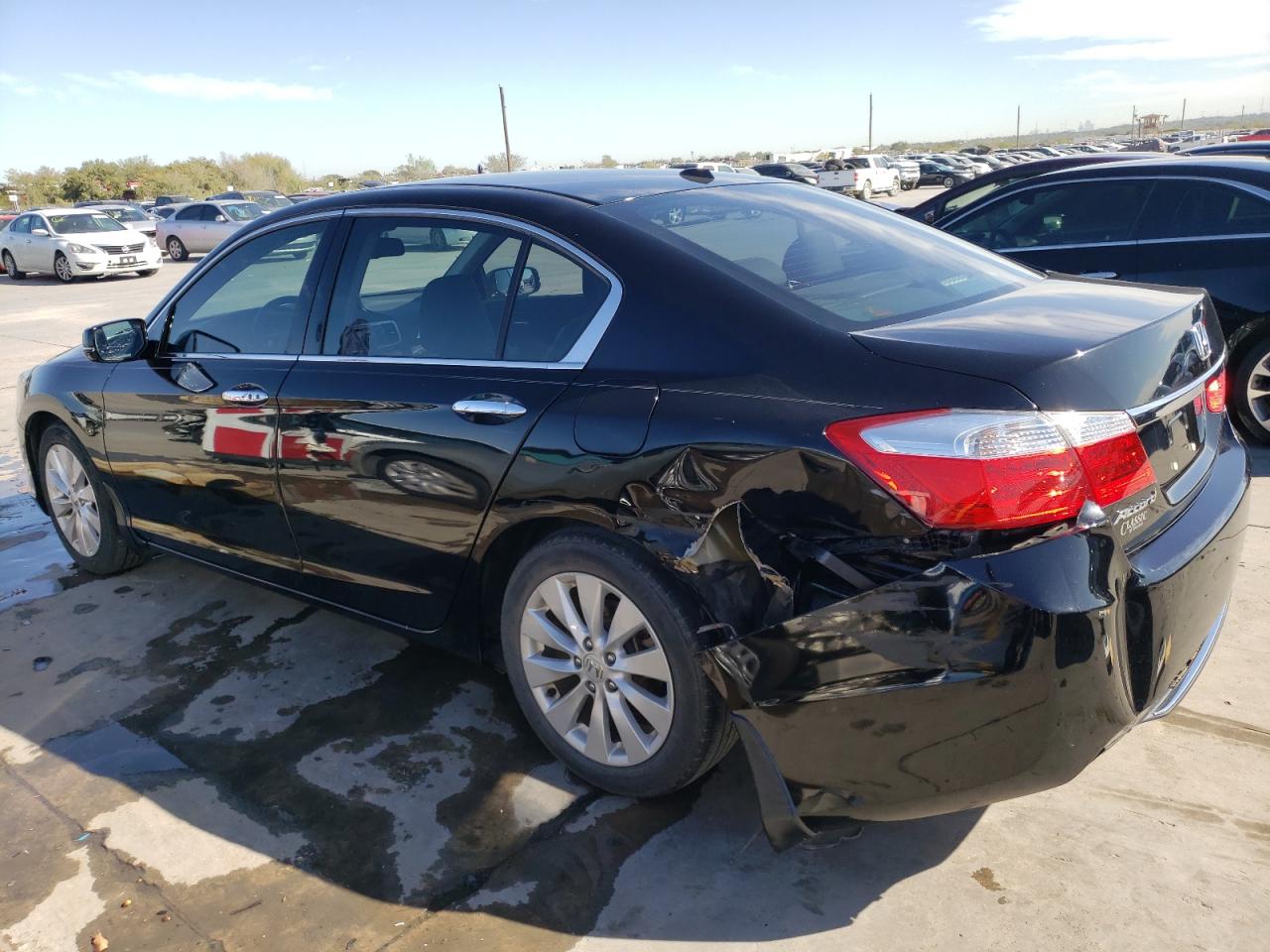 Image 2 of 2015 HONDA ACCORD EXL 2015 with VIN 1HGCR3F86FA022994