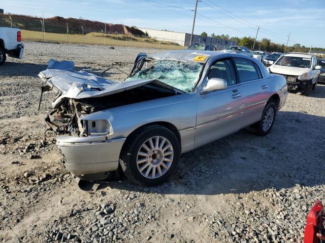 Obraz 1 z 2004 LINCOLN TOWN CAR EXECUTIVE 2004 z VIN 1LNHM81WX4Y653804