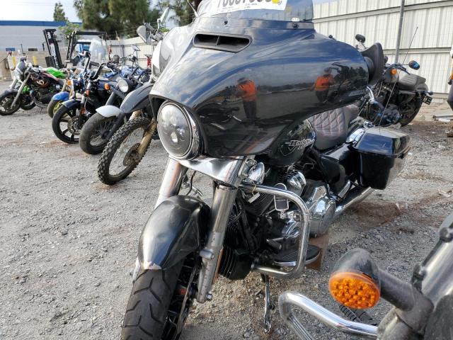 Image 1 of 2018 HARLEY-DAVIDSON FLHX STREET GLIDE 2018 with VIN 1HD1KBC14JB662974