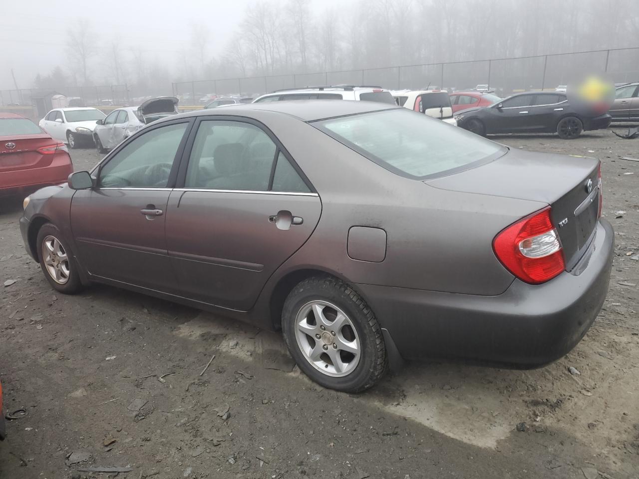 Obraz 2 z 2003 TOYOTA CAMRY LE 2003 z VIN 4T1BE32K93U665482