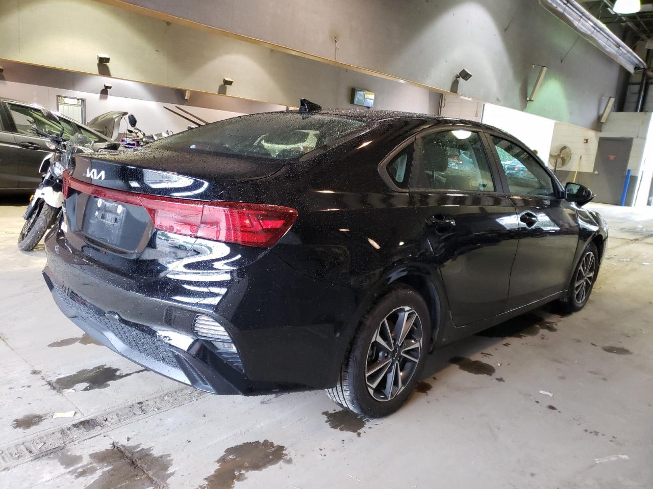 Image 3 of 2023 KIA FORTE LX 2023 with VIN 3KPF24AD1PE596055