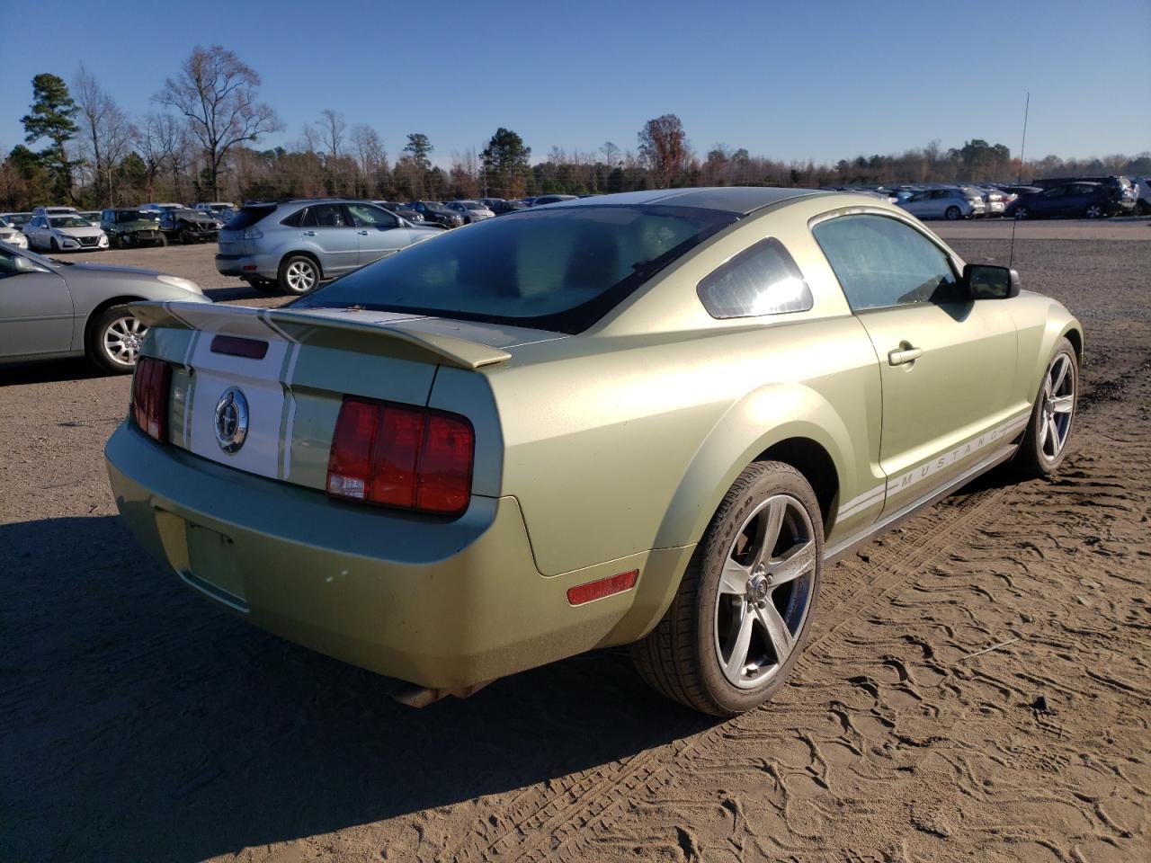 Obraz 3 z 2006 FORD MUSTANG  2006 z VIN 1ZVFT80N065154955