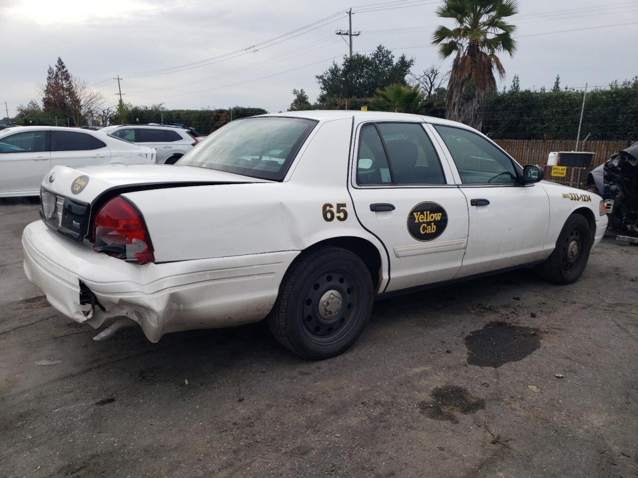 Obraz 3 z 2011 FORD CROWN VICTORIA POLICE INTERCEPTOR 2011 z VIN 2FABP7BV0BX182637