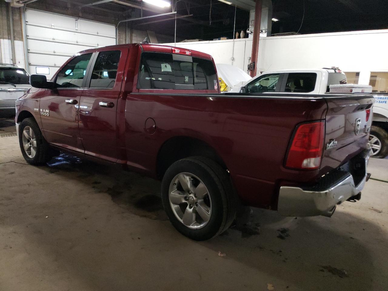 Obraz 2 z 2018 RAM 1500 SLT 2018 z VIN 1C6RR7GT9JS244023