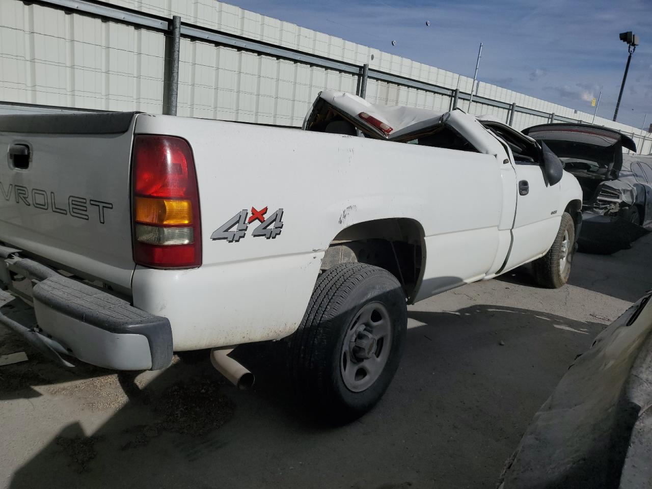 Изображение 3 2000 CHEVROLET SILVERADO K1500 2000 с VIN 1GCEK14V9YE421547