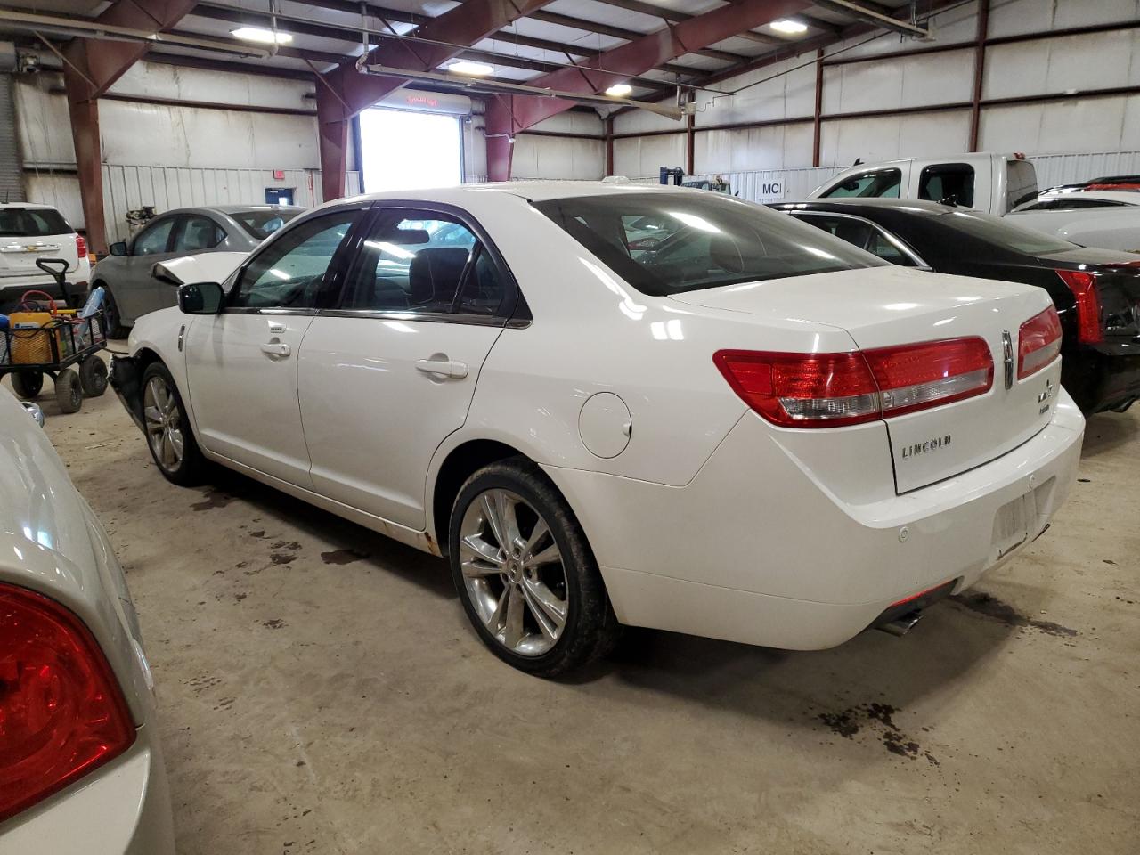 Изображение 2 2012 LINCOLN MKZ  2012 с VIN 3LNHL2JC2CR803956