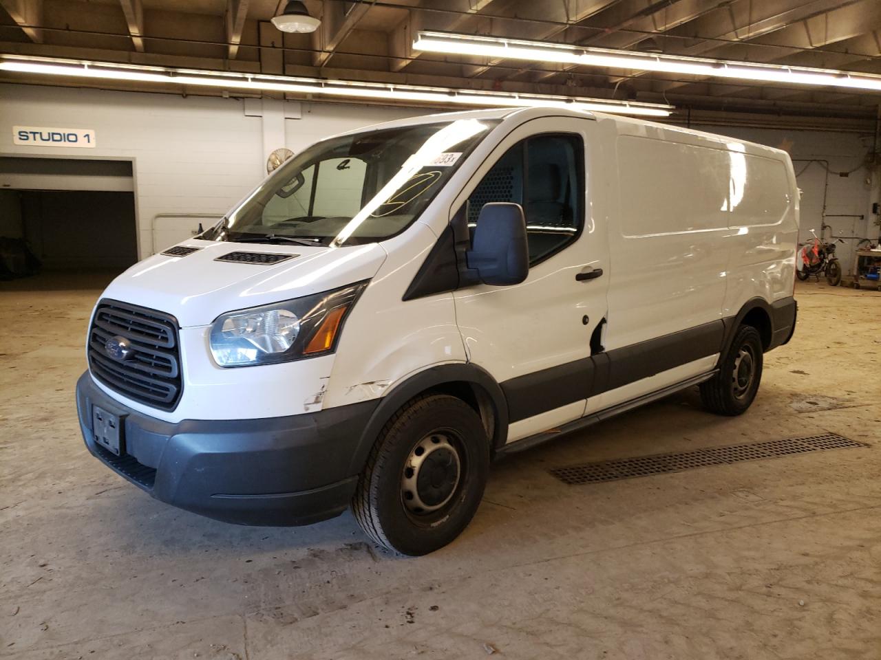Изображение 1 2015 FORD TRANSIT T-150 2015 с VIN 1FTNE1ZM7FKA86567